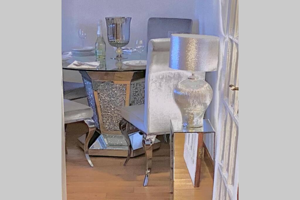Beautiful Sea View 2 Bed Home Port Glasgow Esterno foto