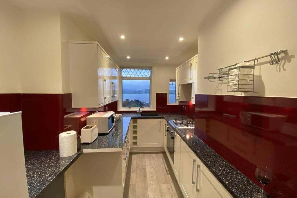 Beautiful Sea View 2 Bed Home Port Glasgow Esterno foto