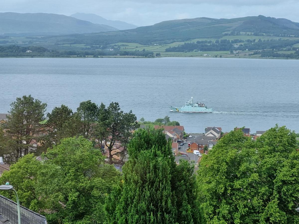 Beautiful Sea View 2 Bed Home Port Glasgow Esterno foto